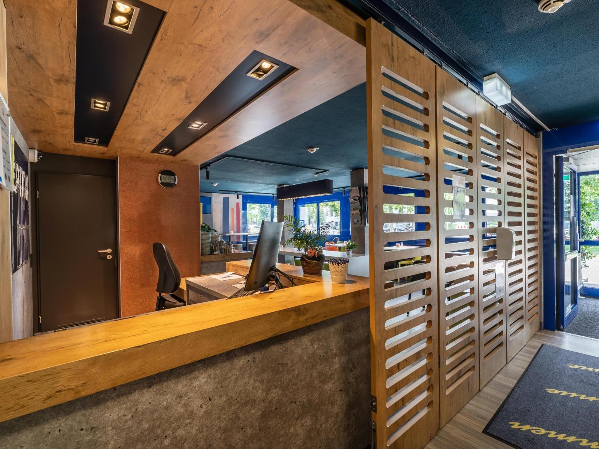 B&B Hotel Koeln-Porz Экстерьер фото