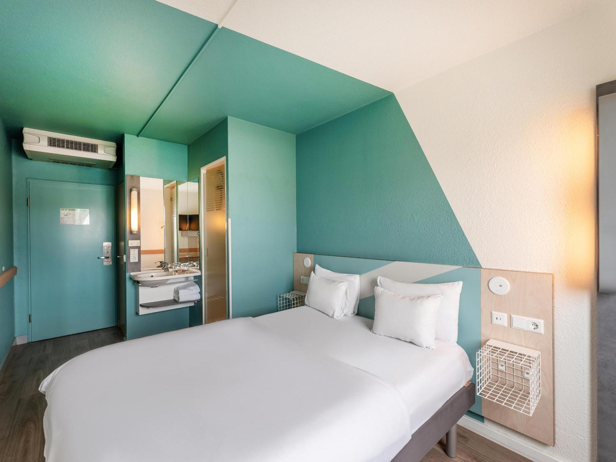 B&B Hotel Koeln-Porz Экстерьер фото